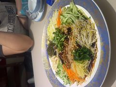 -老码头黑皮肘子锅包肉(赣水路店)