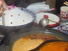 -生活如沸·顺德水牛奶火锅(大学路店)