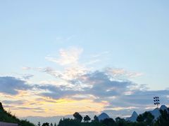 -平乐服务区-停车场