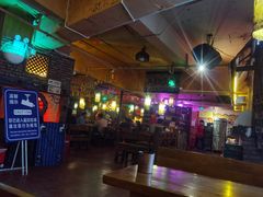 -Helens海伦司小酒馆(津湾广场店)