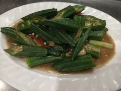 -滋味满屋美食坊(上海街店)