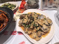 -肥肥虾庄·金牌油焖大虾(汉口城市广场店)