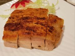 脆皮烧肉-文兴酒家(晶品店)