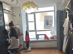 -红像馆连锁精致证件照职场照(中关村店)