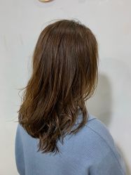 -你好时尚发型工作室