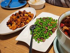 -渝信川菜 · 川味家常菜(财富购物中心店)