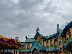 -七彩云南欢乐世界