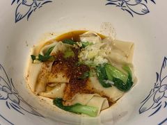比脸还大的油泼面-宁夏国强手抓羊肉·清真菜(未央路凤三店)