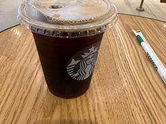 -星巴克臻选(北京银泰店)