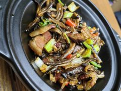 -云海肴·汽锅鸡·云南菜(天山百盛优客店)