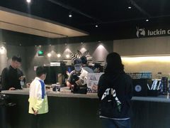 -瑞幸咖啡(新世界中心店)