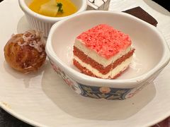 -牛YO寿喜烧·铁板烧和牛火锅自助(市府恒隆店)