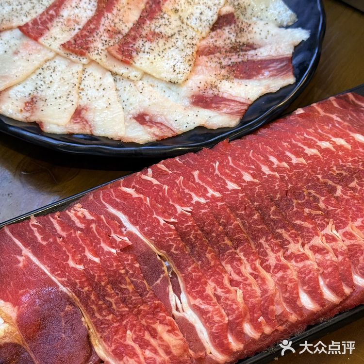 这家烤肉太适合学生党了！好吃不贵！ 
