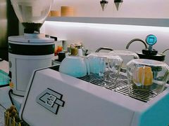 -YECLIP COFFEE黄色回形针咖啡