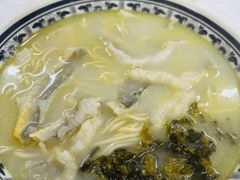 -明呈黄鱼面馆(斜土路店)