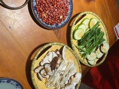 蔬菜拼盘-赵胖炙子烤肉&深夜酒馆(簋街店)