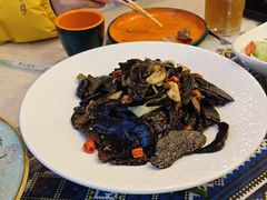 -乡村馕坑肉·烧烤·新疆菜·本地人更爱吃(阿勒泰首店)