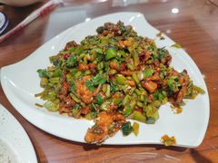 怪味牛柳-恩宏德餐馆(平山道店)
