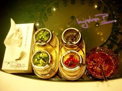 麻酱球赠送配料-璞御·海鲜·雪花牛肉局(宾水西道店)