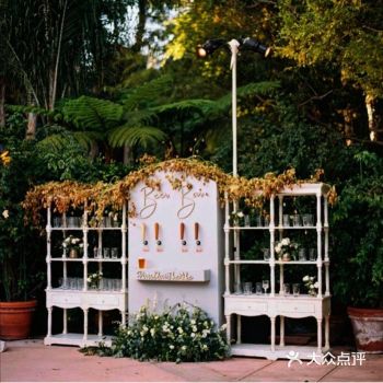 其实这是一个比较西式的设计，如果你是人数不超50人的