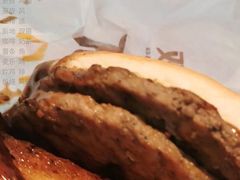 马来西亚脆薯黑椒鸡肉堡套餐-麦当劳(永泰餐厅)