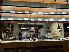 -恰餐厅及酒吧 CHAR Bar & Grill (北京丽都皇冠假日店)