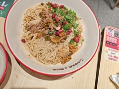 -小杨生煎(浦江欢乐颂店)