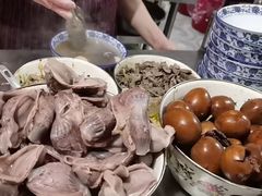 -叶新小吃店(来凤小区总店)