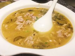 秘制酸汤肥牛-鹿港小镇(中关村店)