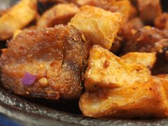 -同济大学本部学苑饮食广场