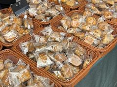 -百年港湾奥特莱斯(香炉礁店)
