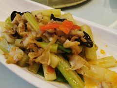 -万龙洲海鲜(大兴绿地缤纷城店)