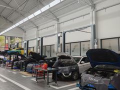 -爱车行 奥迪 奔驰 宝马 保时捷 路虎 专业 维修保养 原厂 奥迪改装升级 中心(静安店)