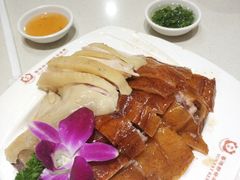 -香港新发烧腊茶餐厅(水围店)