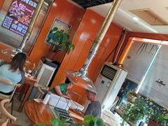 -哈尔滨小酒馆·鲜肉现穿自助烧烤(康新花园店)