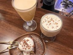 -Double cafe