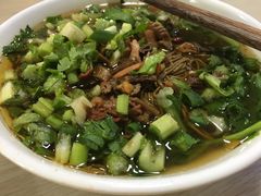 -崇州余荞面(落虹桥店)