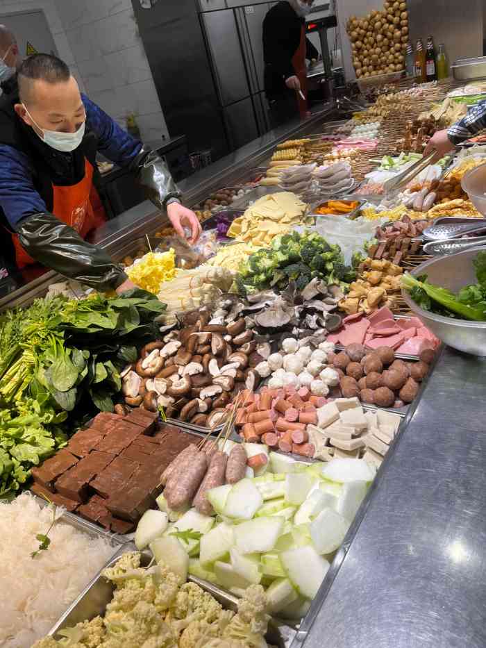 林静小吃-"很多朋友都推荐说林静麻辣烫特别好吃,突发.