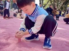 -青青世界