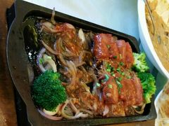 铁板金针菇肥牛-橄榄季酒店