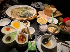 -绿茶餐厅(松江万达店)