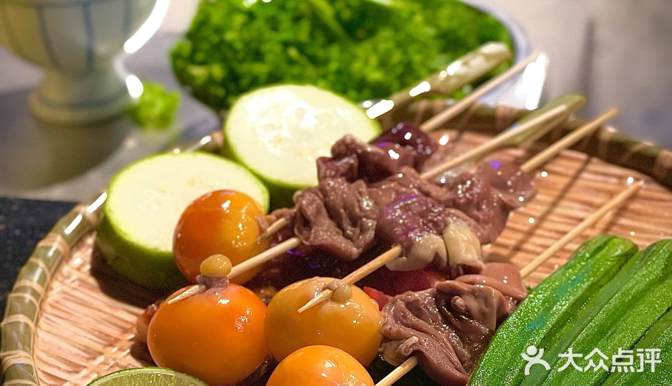 这家宝藏烧鳥威士忌吧居然还有驻唱