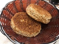 秘制烧饼-万红路羊汤烧饼店(将台路店)