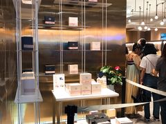 -奈雪的茶(湖滨银泰in77C区PRO店)