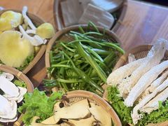 -民食香·腊排骨野生菌美食(木府店)