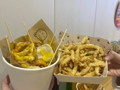 -许西美食一条街