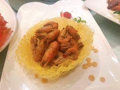 富淳燕巢黄金虾-富淳饭店(陆家嘴保利广场店)
