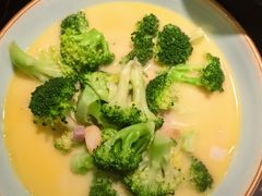 鱼汤西兰花-大潮淮·淮扬菜(何园旗舰店)