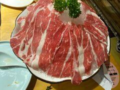 -洪氏嗨捞·广东猪肚鸡·椰子鸡火锅(西咸万象城店)