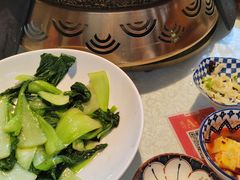 -阿瓦山寨·湘菜现炒·剁椒鱼头王(咸阳总店)